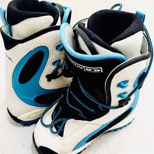 🏂EUC Salomon Snowboard Boots 4.5/22.5